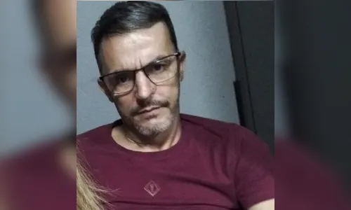 Pai e filho são assassinados a tiros dentro de revendedora de veículos no PR