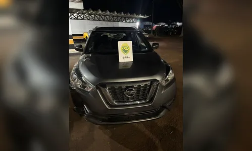 Carro roubado é recuperado após perseguição policial na PR-444, em Arapongas