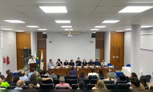 Câmara de Apucarana promove 1ª sessão itinerante do ano no CREA