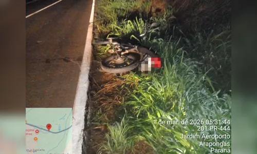 Motociclista fica ferida após perder o controle e cair na PR-444 em Arapongas