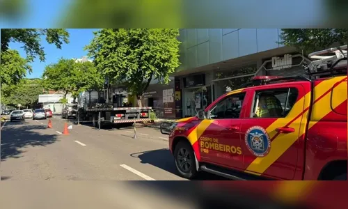 Trabalhador cai de altura de seis metros em shopping de Maringá