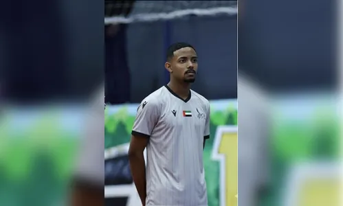 Aos 22 anos, atleta de Cambira ganha destaque na principal liga de futsal da Romênia