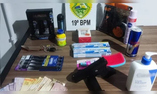 Homem fornece o próprio CPF em farmácia antes de anunciar assalto e acaba preso no PR
