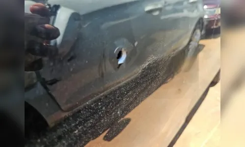 Psicóloga é baleada após ultrapassagem em avenida de Maringá