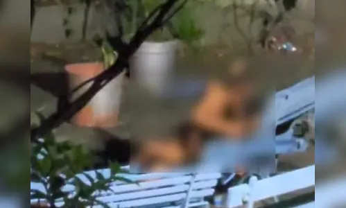 Casal é flagrado fazendo sexo ao ar livre em espaço religioso no Rio