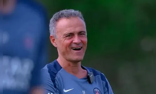 Luis Enrique celebra reencontro do PSG com Chelsea, mas descarta clima de revanche