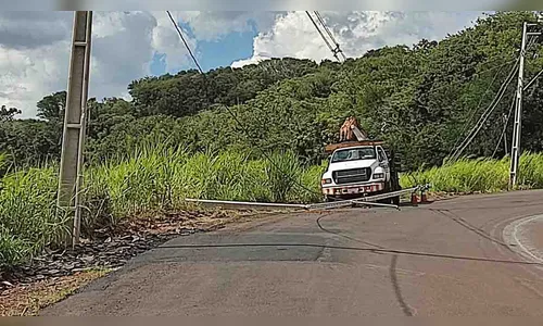 Siena bate em poste em Ivaiporã e é recolhido ao pátio da PM
