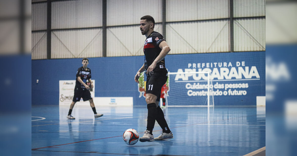 Apucarana Futsal recebe Clevelândia em confronto direto pela Série Prata
