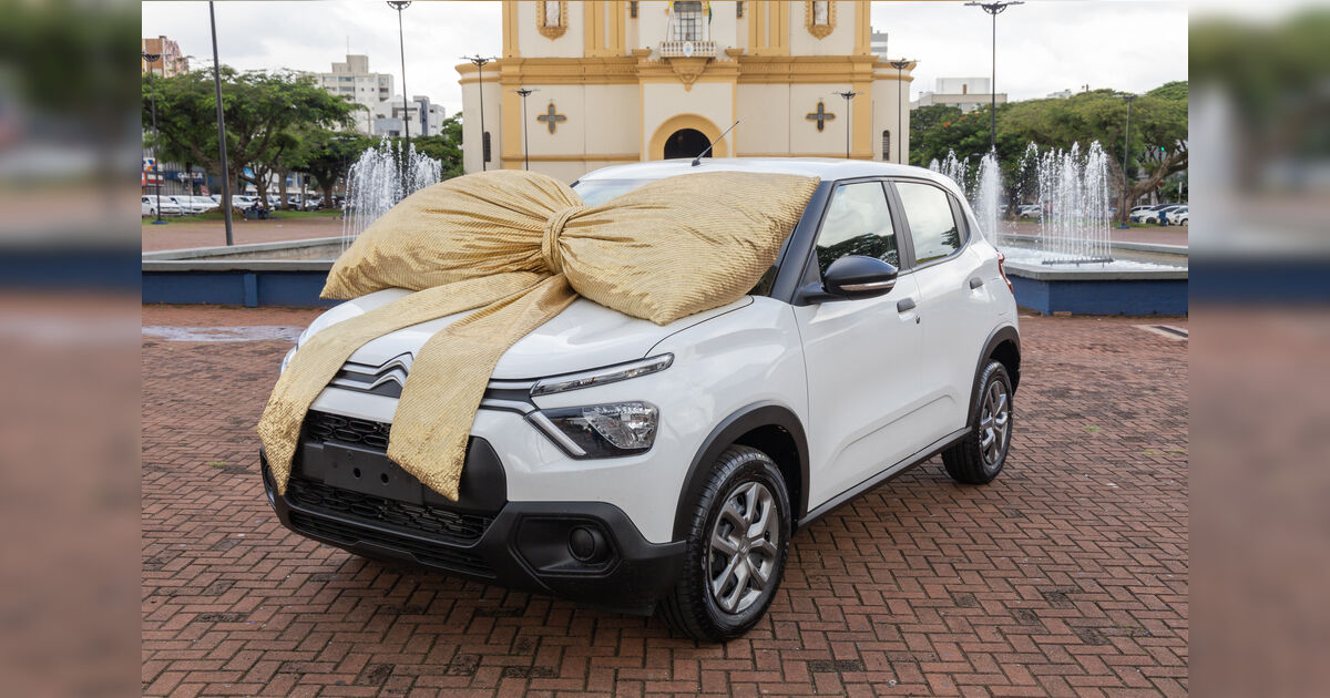 Prefeitura anuncia entrega de carro zero e Pix de R$ 1 mil a contribuintes do 