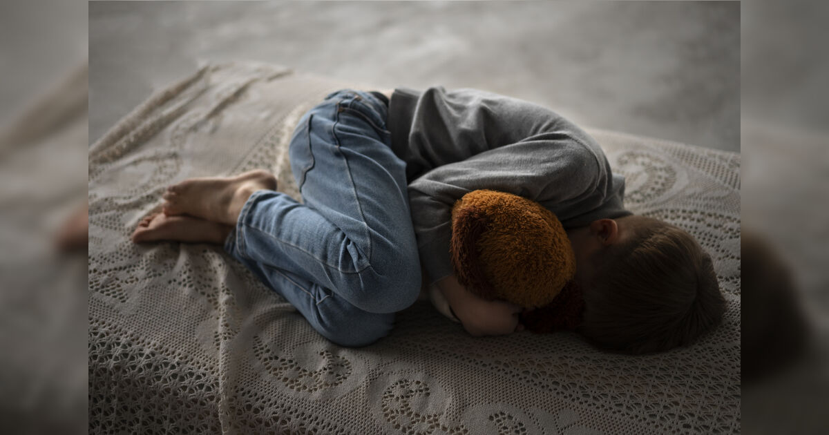 Menino de 7 anos pede socorro a Polícia ao ver a măe sendo agredida no PR