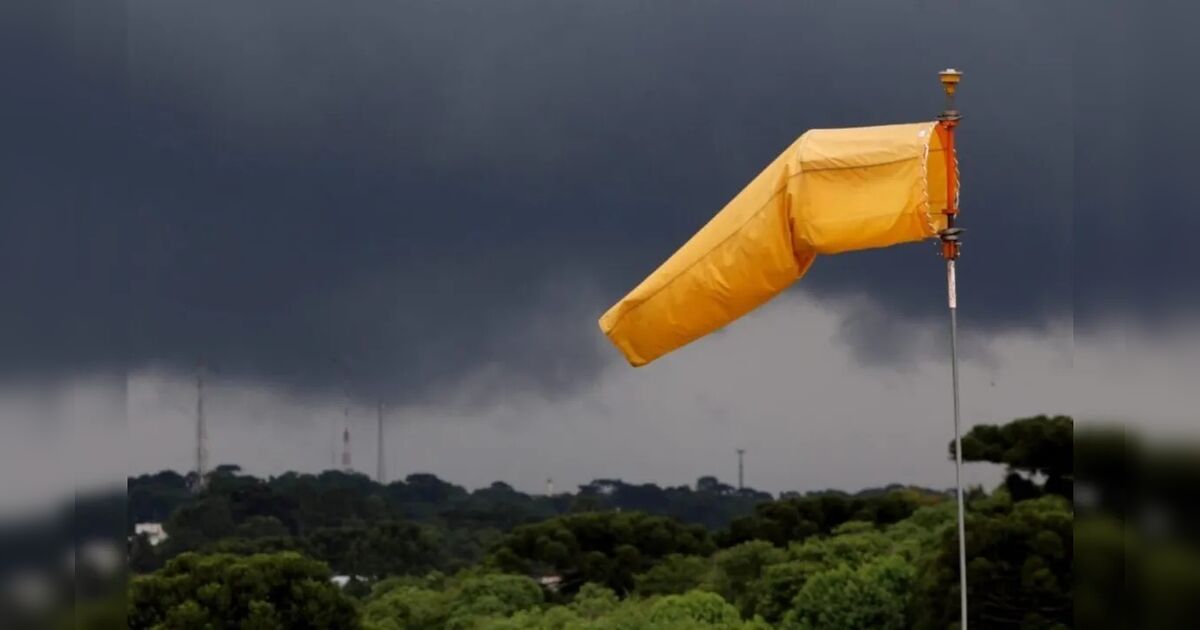 Mais de 200 cidades do PR estão em alerta laranja para tempestades; veja lista