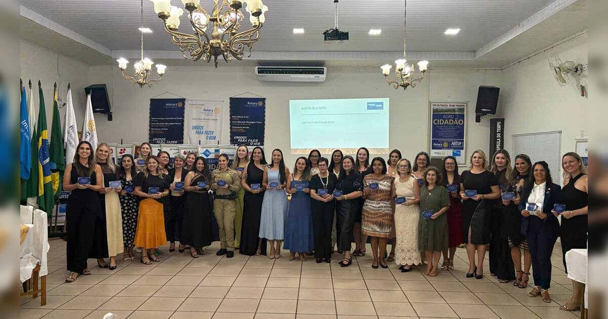 Rotary Club Integração e Ivaiporã prestam homenagem a mulheres; veja fotos