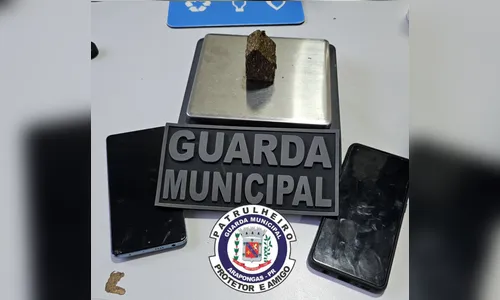 Guarda Municipal flagra venda de droga e prende dois em Arapongas