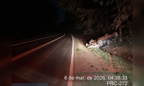 Motorista fica ferido após capotar carro na PRC-272 em Faxinal