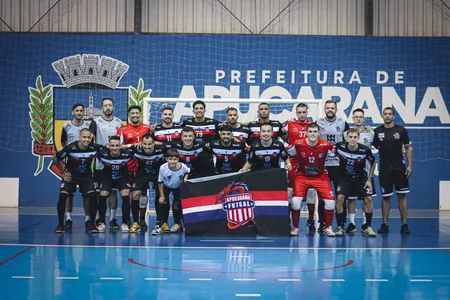 Apucarana Futsal encara o Mangueirinha