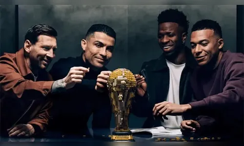 Lego reúne Cristiano Ronaldo, Messi, Vini Jr. e Mbappé em campanha da Copa