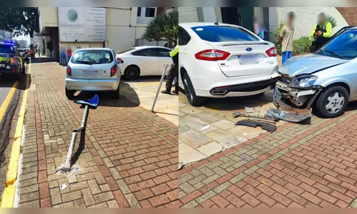 Carro sobe calçada e atinge veículo estacionado no centro de Apucarana