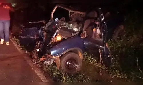 Passageiro de carro morre após colisão frontal na PR-460 na região de Pitanga