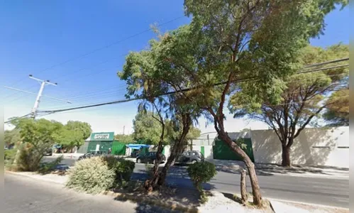 Ataque de aluno em escola deixa inspetora morta e estudantes feridos