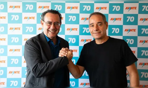 Escritor Augusto Cury oficializa pré-candidatura a presidente