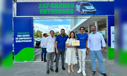 Cambira recebe novo veículo para impulsionar Agência do Trabalhador