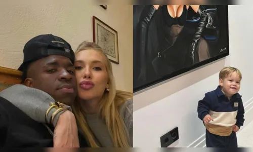 Virginia Fonseca pendura quadro com seu retrato na mansão de Vini Jr