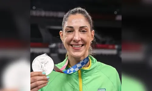 Carol Gattaz, lenda do vôlei brasileiro, anuncia aposentadoria aos 44 anos: 