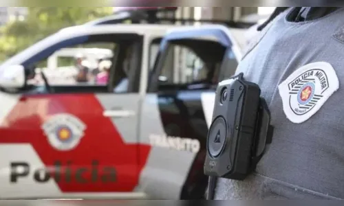 Menina de 12 anos esfaqueia o pai para proteger irmã mais nova; entenda