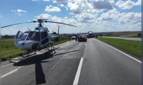 Mulher morre e homem fica em estado grave após acidente na BR-376