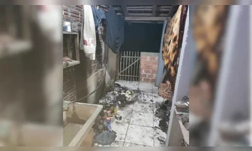 Feminicídio brutal: mulher é encontrada morta dentro de casa incendiada em SC