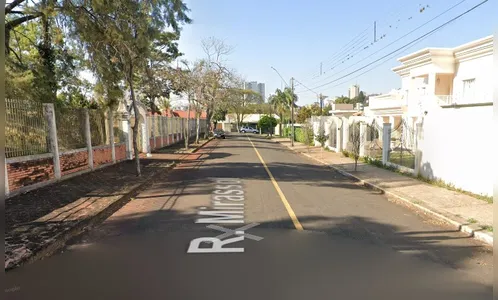 Moradores reclamam de cheiro de 