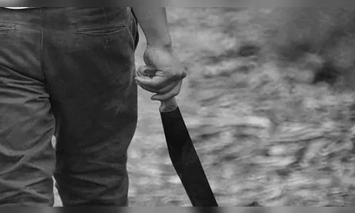 Homem é preso após ameaçar mulher com facão em Ivaiporã