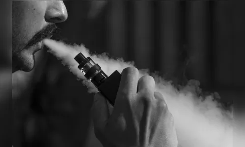 Uso de cigarro eletrônico (vape) entre adolescentes dispara no Brasil; meninas fumam mais