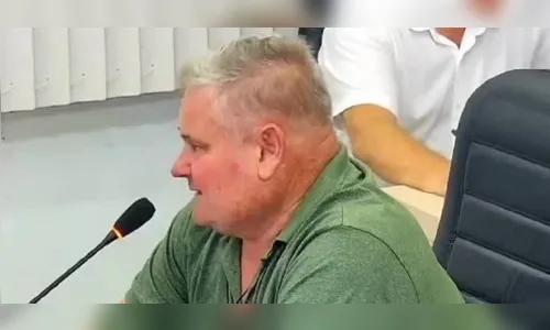 Vereador de Santa Catarina defende morte de cães de rua durante sessão na Câmara: veja vídeo