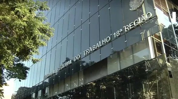 Empresa é condenada a indenizar funcionária grávida após gerente chama-la de "barriga feia" e "filho com deficiência"