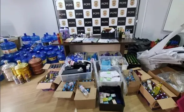 Curandeiro é preso no PR por vender “água molecular” como cura para o câncer