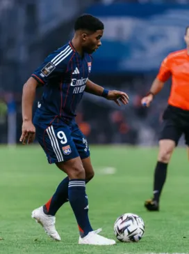 Onde assistir Celta de Vigo x Lyon ao vivo nesta quinta-feira (12)