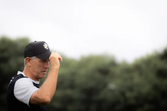 Veja onde assistir Vasco x Palmeiras ao vivo nesta quinta-feira (12)