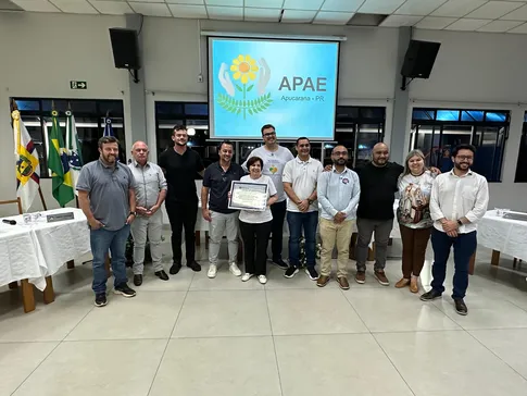 Apae é homenageada pela Câmara Municipal de Apucarana