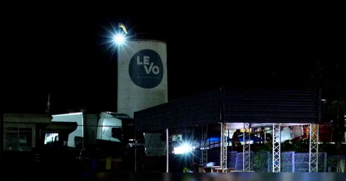 Funcionário é assassinado a facadas por colega de trabalho em frigorífico no Paraná