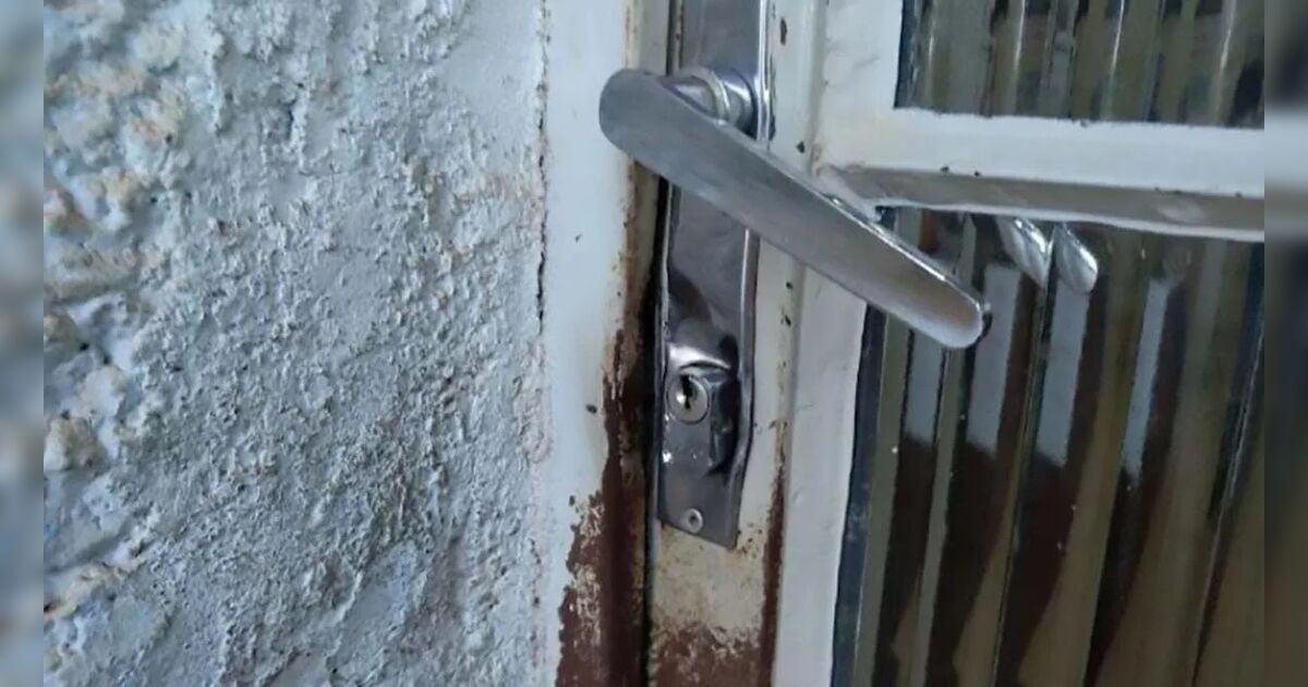 Ladrão arromba casa e furta roupas e ferramentas em São João do Ivaí