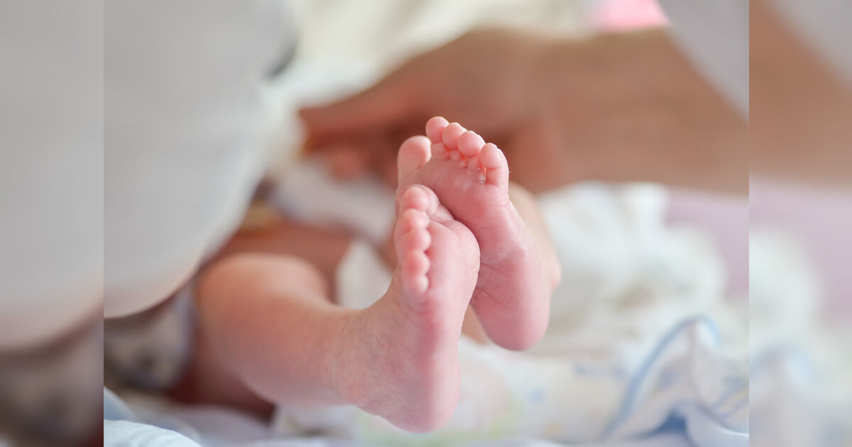 Casal é preso por torturar e violentar filho recém-nascido