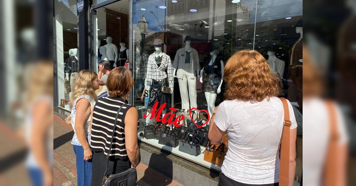 Comércio de Apucarana terá horário especial para o Dia das Mães