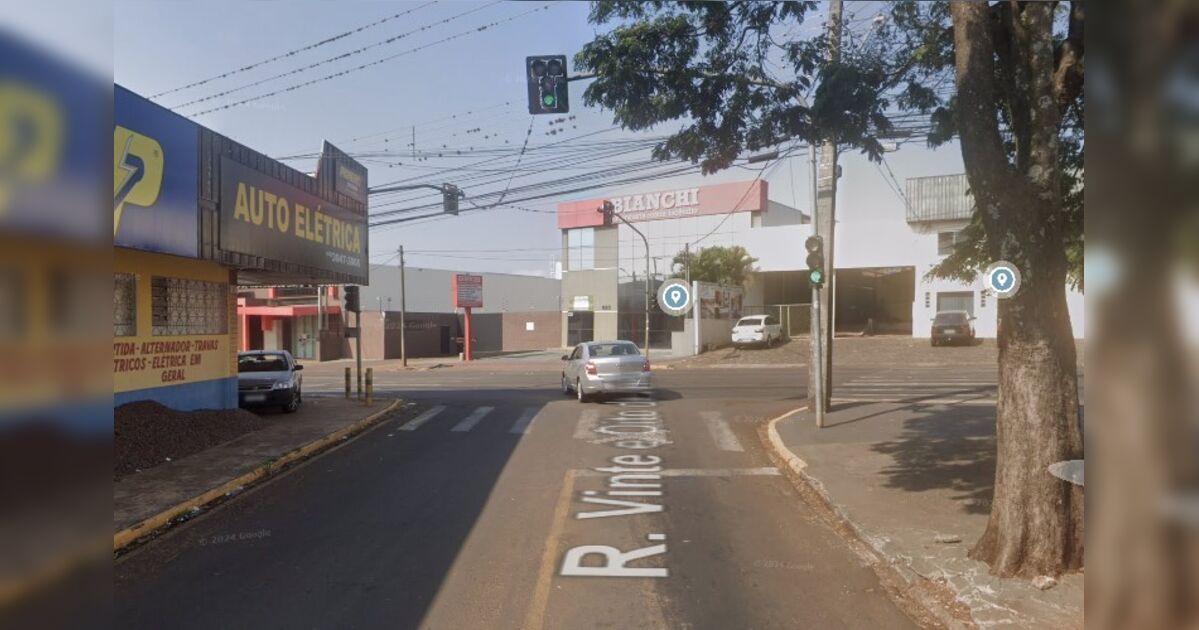Motorista fura sinal, bate carro e é preso por embriaguez em Apucarana