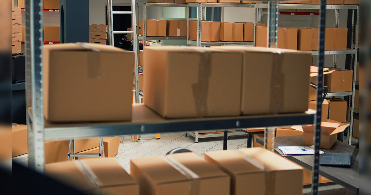 Depósito industrial é invadido e destruído por ladrões em Apucarana