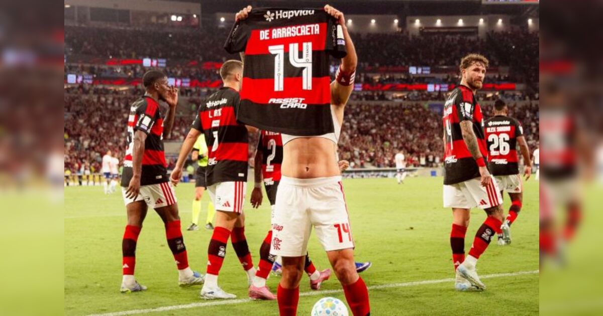 Arrascaeta homenageia Oscar Schmidt, lenda do basquete após vitória do Flamengo