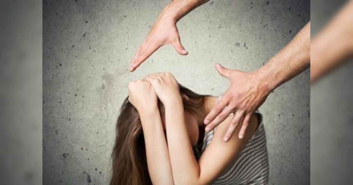 Homem ameaça ex com morte e diz que iria decapitá-la em Califórnia