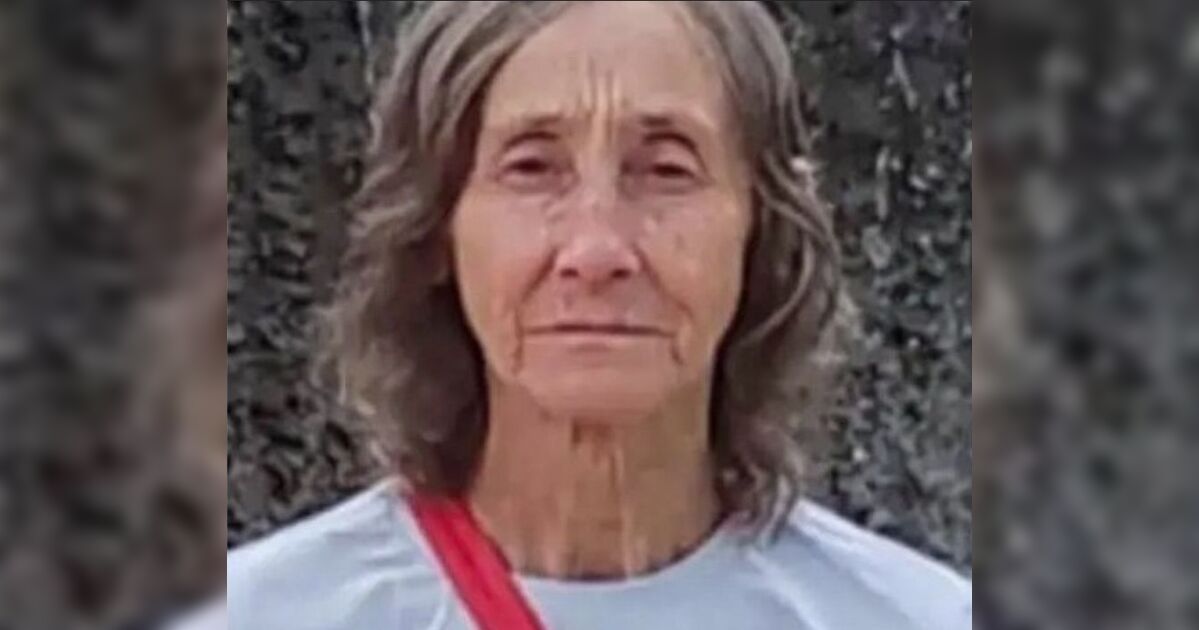 Mulher de 66 anos morre prensada em engate de trator conduzido pelo irmão