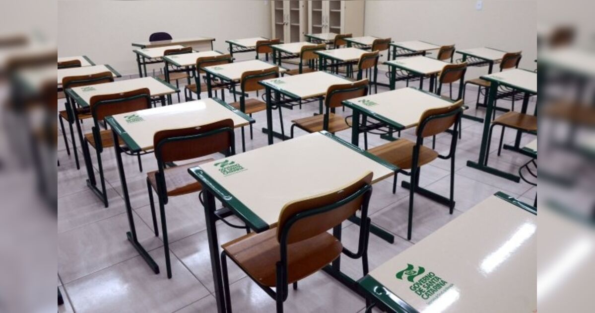 SC sanciona lei que permite a pais vetarem filhos em aulas sobre identidade e igualdade de gênero