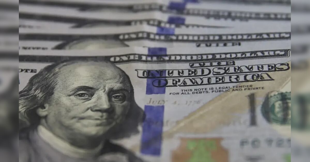 Dólar encerra estável e Bolsa recua com incertezas sobre acordo entre EUA e Irã